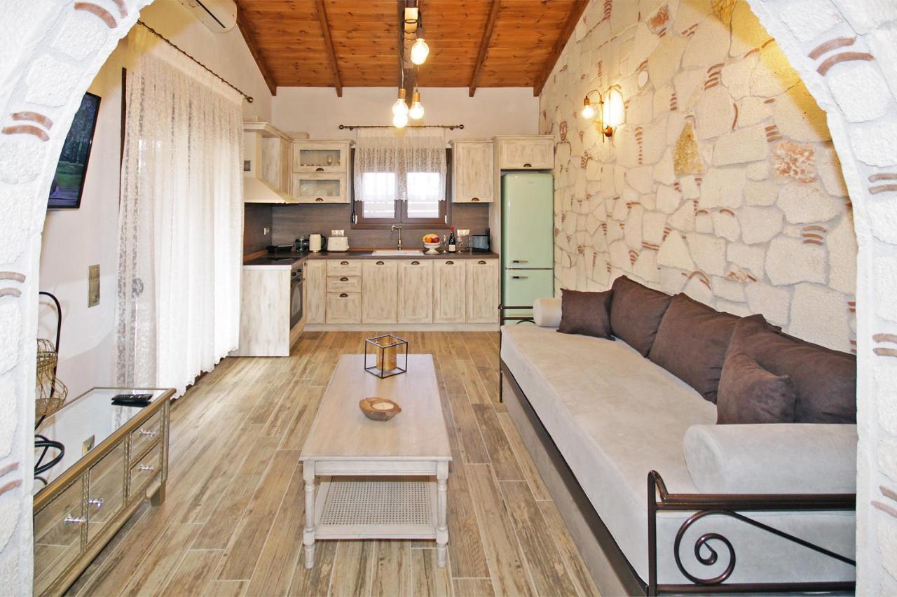 הוילה אורמוס פנגיאס Patiria House מראה חיצוני תמונה